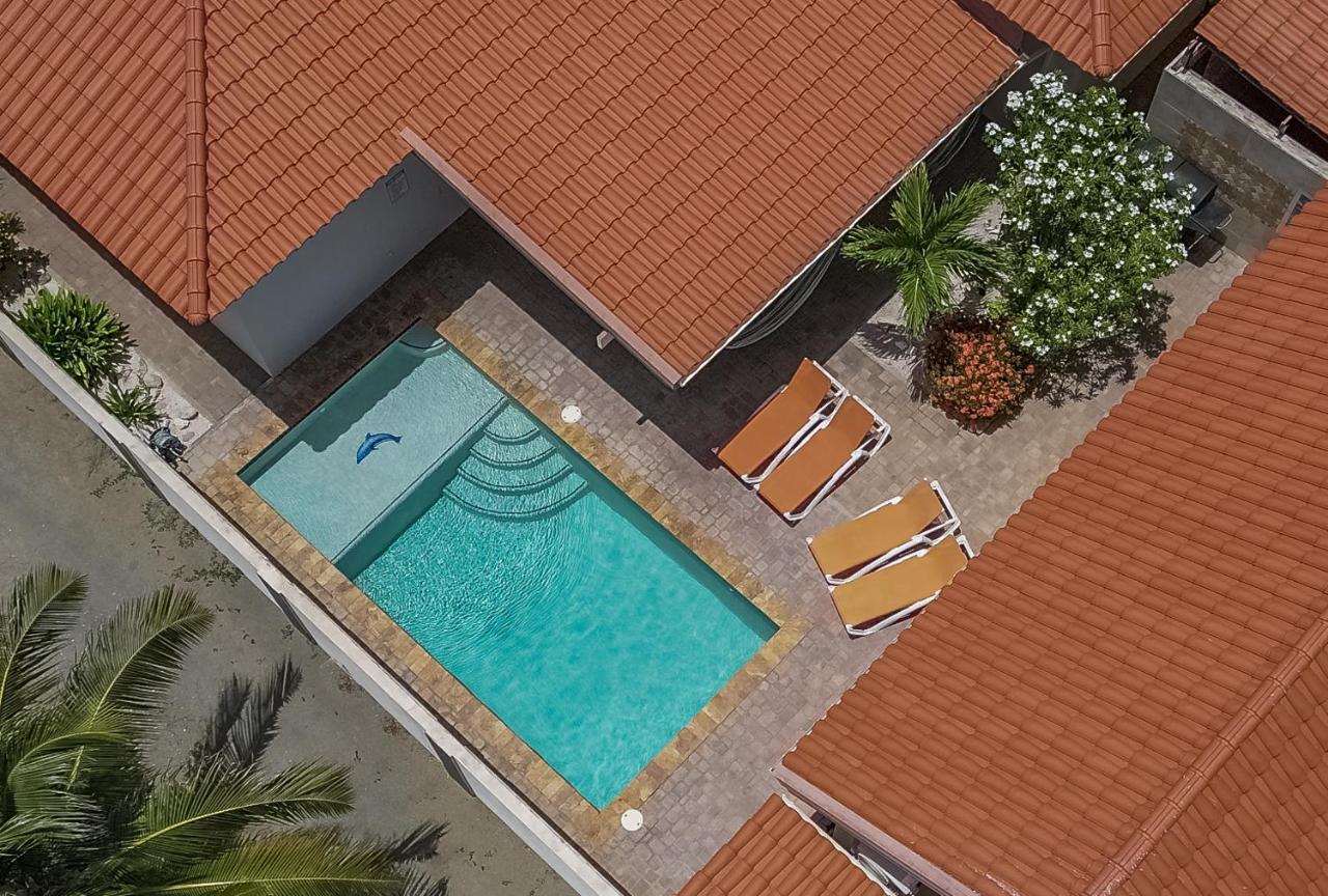 Villa Swiss Paradise With Private Pool Palm Beach Eksteriør billede